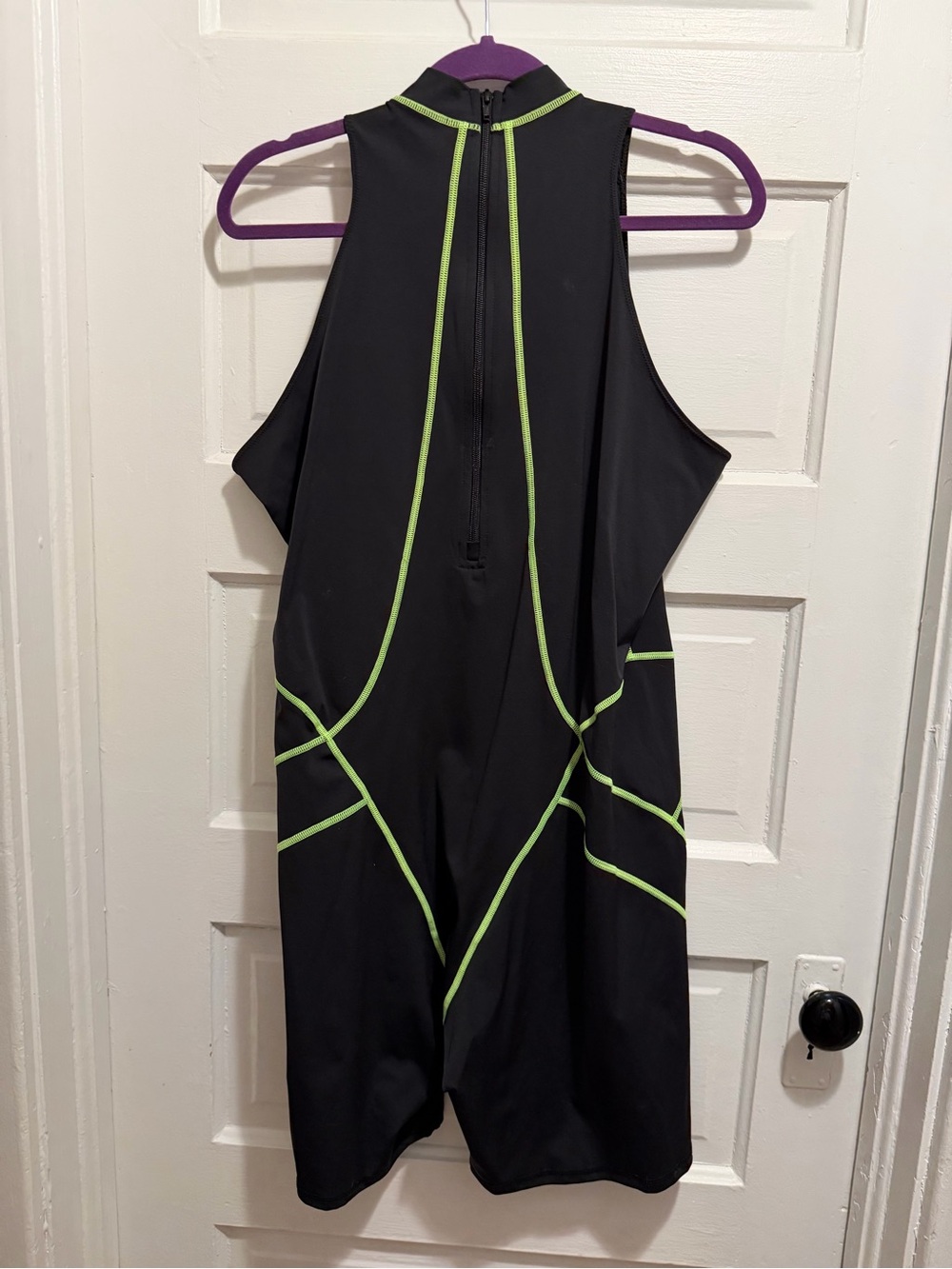 SKIMS Moto Contour Mock Neck Onsie - Picture 5 of 5